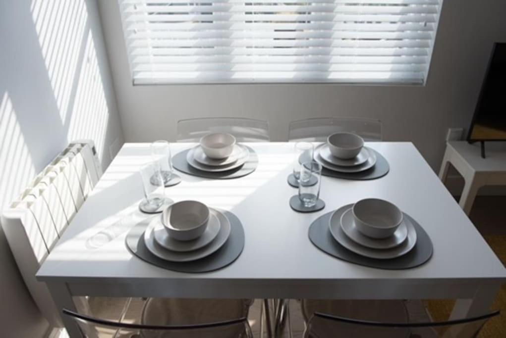 ברנטווד Beautiful, Spacious 1 Bed Flat מראה חיצוני תמונה