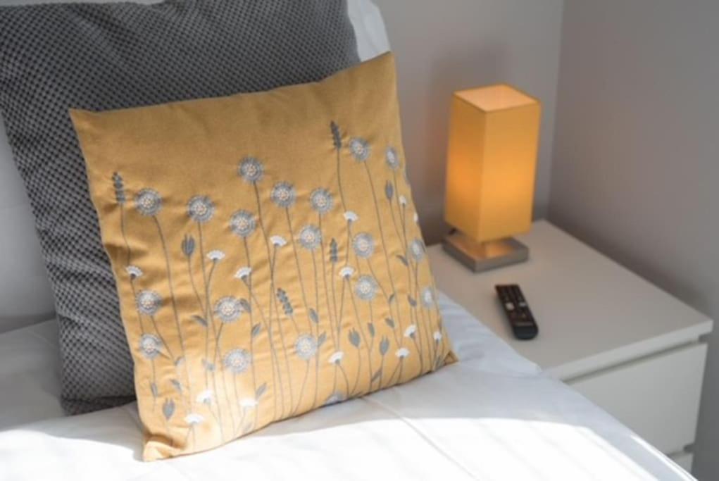 ברנטווד Beautiful, Spacious 1 Bed Flat מראה חיצוני תמונה