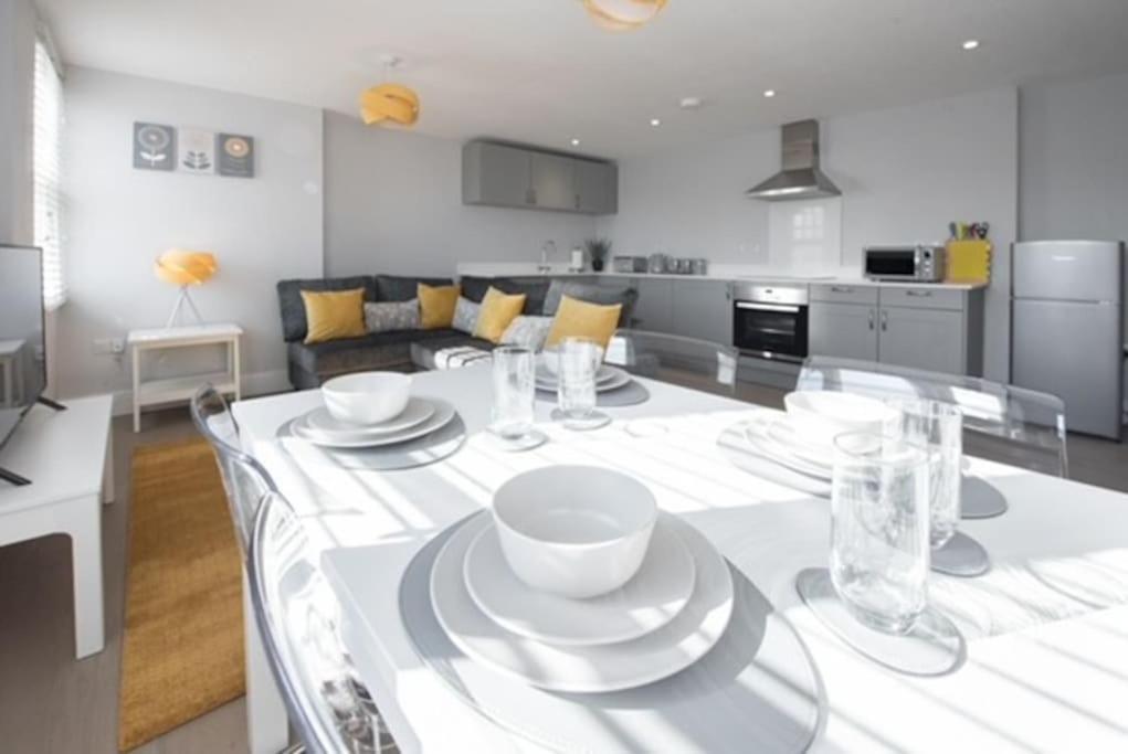 ברנטווד Beautiful, Spacious 1 Bed Flat מראה חיצוני תמונה